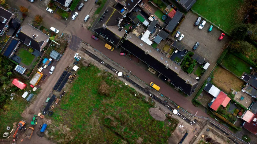 Bovenaanzicht van de aanleg van een warmtenet